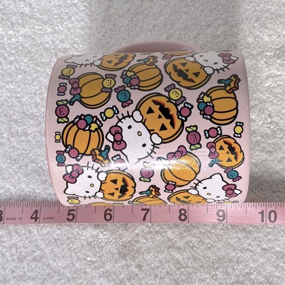 Hello Kitty Halloween Candy Pumpkin Mug - Picture 7 of 8